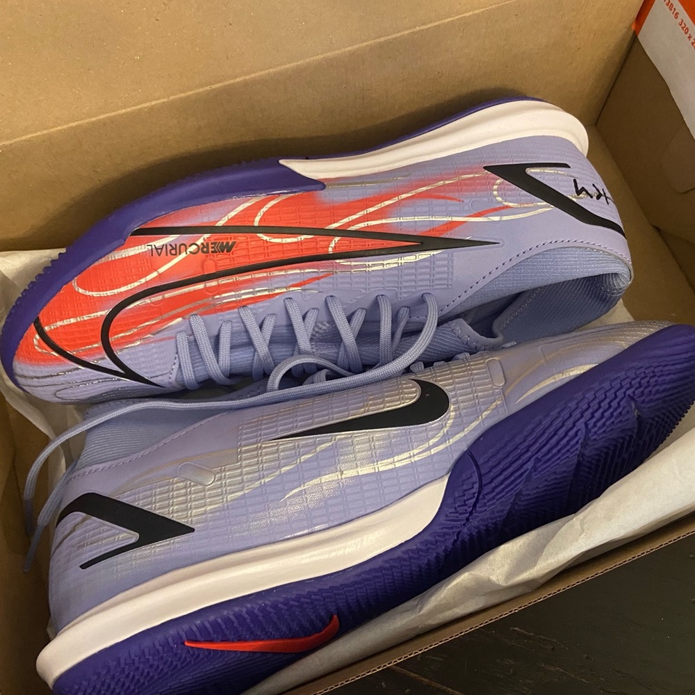 Superfly 8 Academy KM IC, Soccer (Indoors), Purple